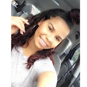 Meet your Posher, Marissa